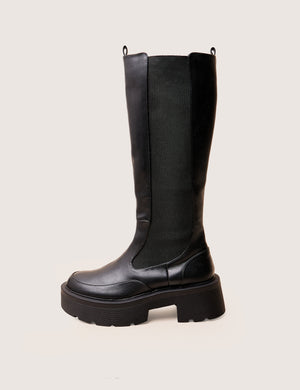 Evergreen Black Pu Knee High Elasticated Detail Chunky Heeled Sole Boots