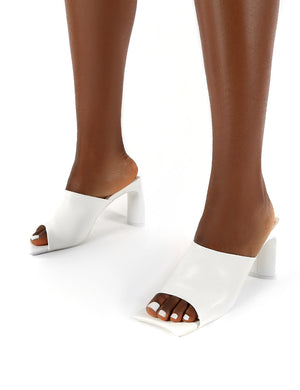 Vice White Pu Wide Fit Square Toe Detail Heeled Mules