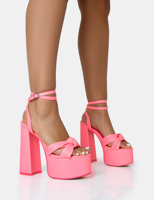 Leo Edition Neon Pink Round Toe Platform Block Heels