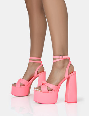 Leo Edition Neon Pink Round Toe Platform Block Heels